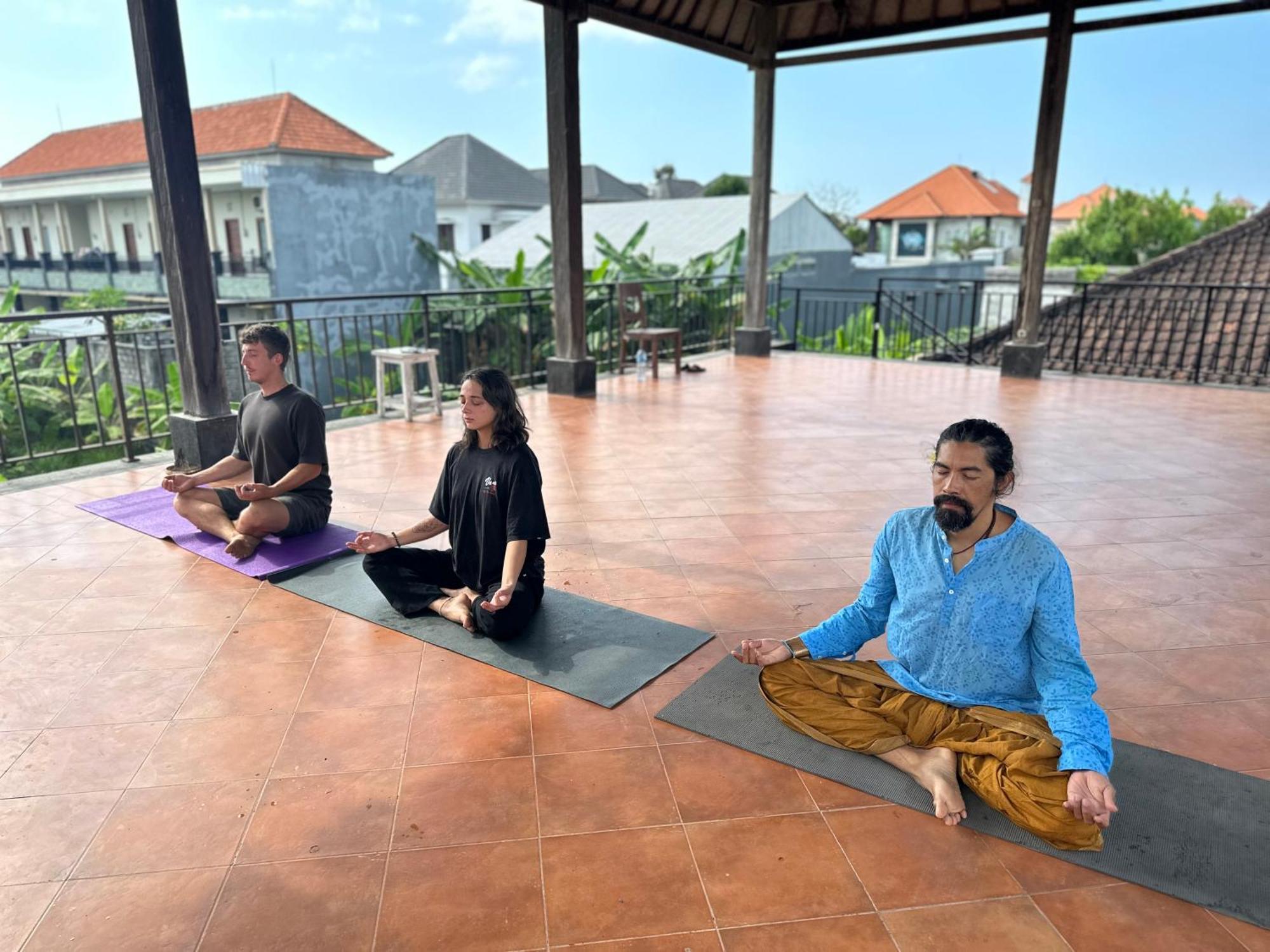 Diuma Residence Yoga Meditation Retreat And Healing Center Sanur Esterno foto