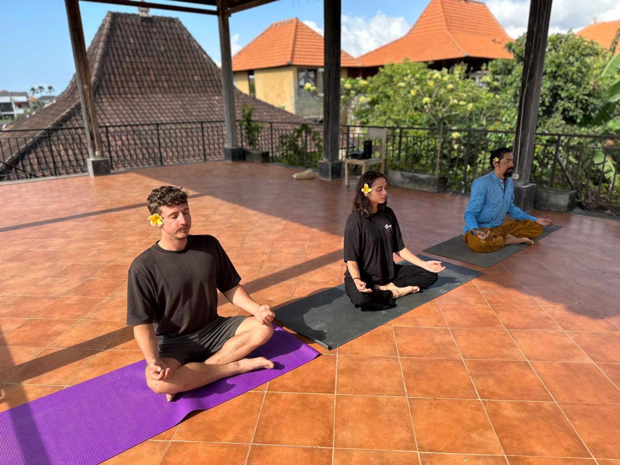 Diuma Residence Yoga Meditation Retreat And Healing Center Sanur Esterno foto